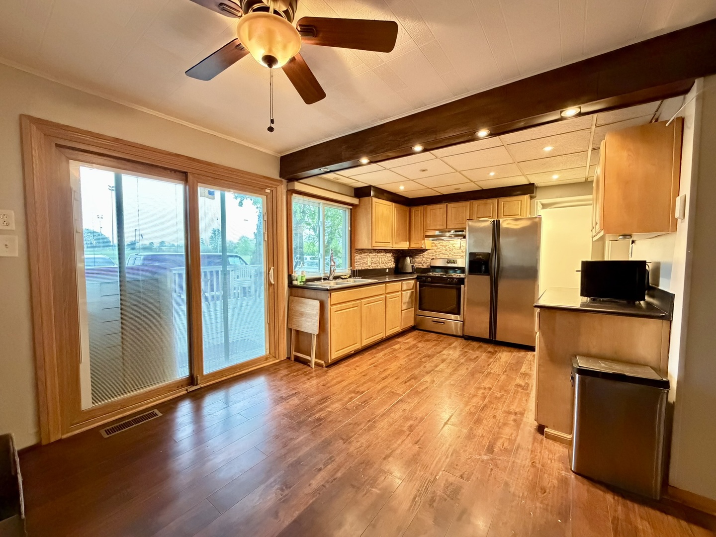421 Standish Court Bolingbrook IL 60440
