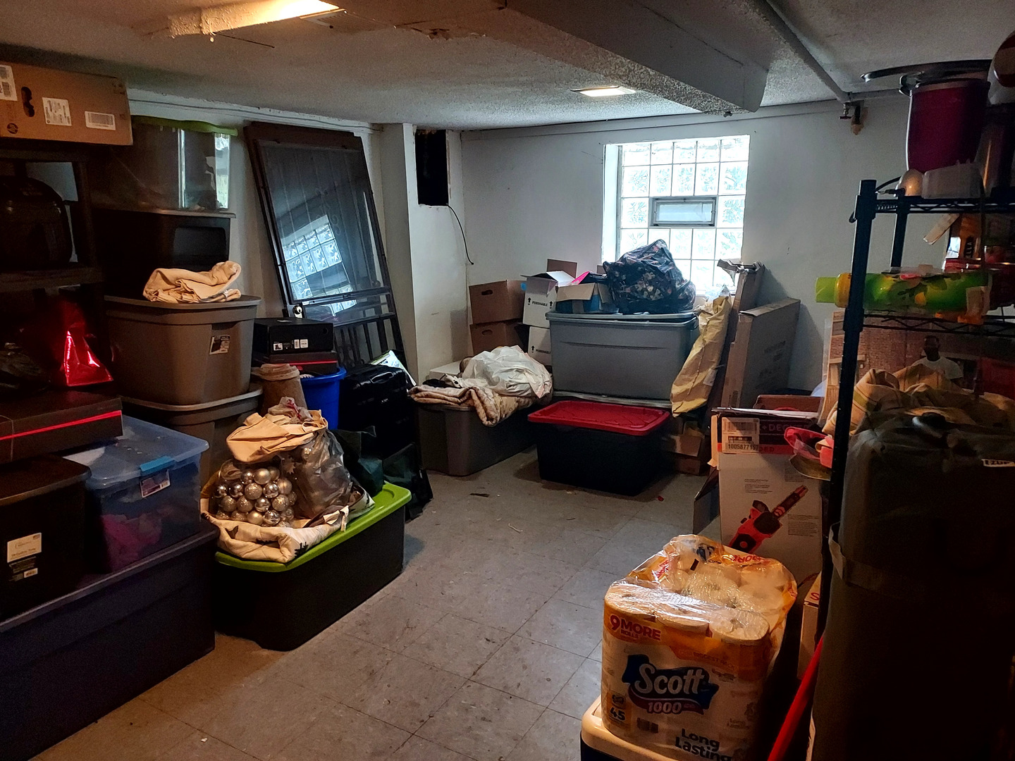 9834 South Oglesby Street Chicago IL 60617