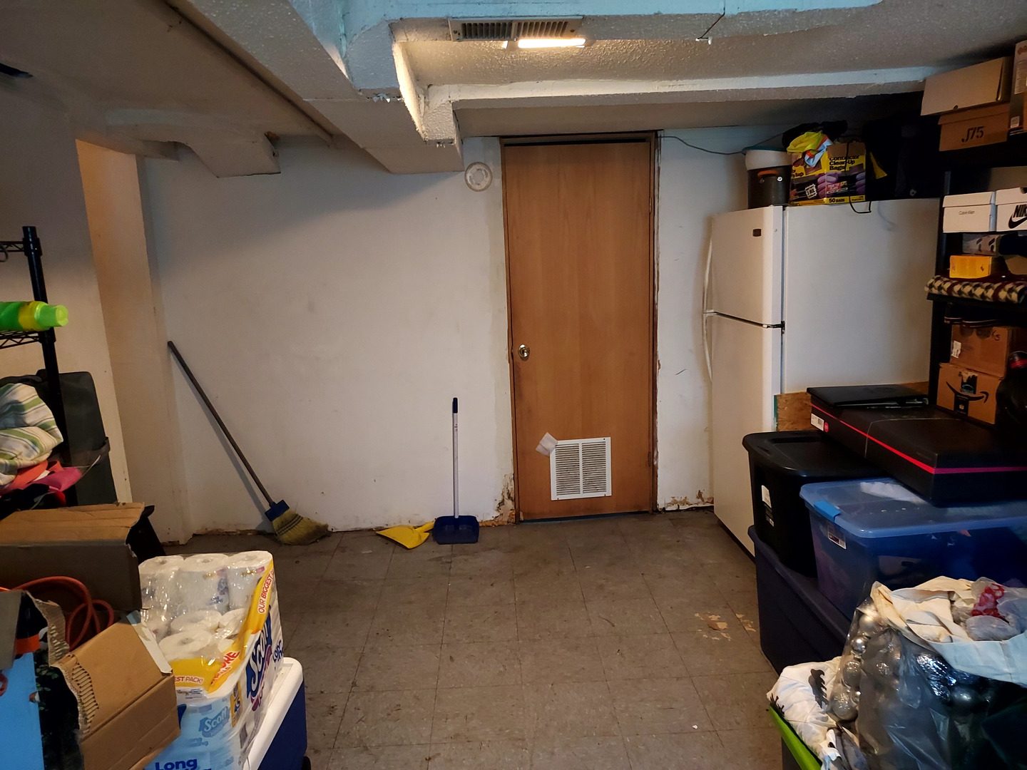 9834 South Oglesby Street Chicago IL 60617