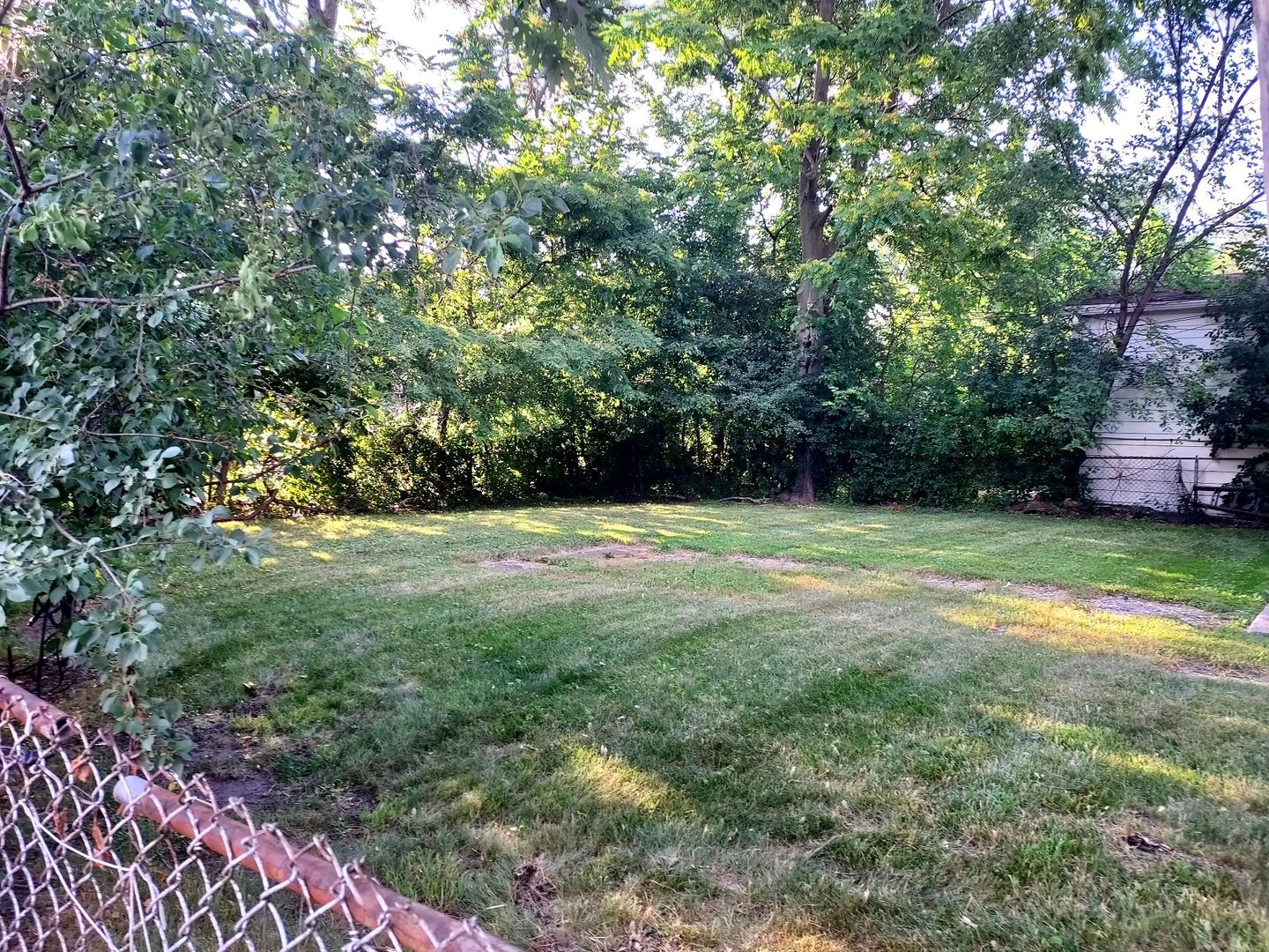 9834 South Oglesby Street Chicago IL 60617