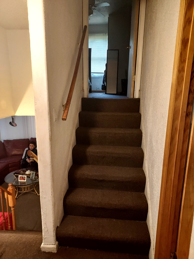 9834 South Oglesby Street Chicago IL 60617