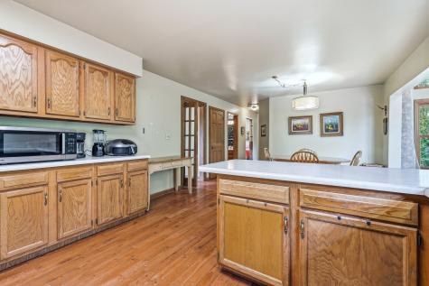 13 Signal Point Lane Galena IL 61036