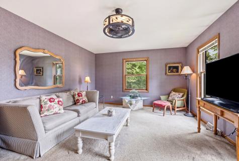 13 Signal Point Lane Galena IL 61036