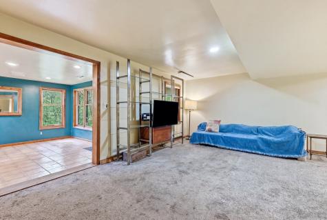 13 Signal Point Lane Galena IL 61036