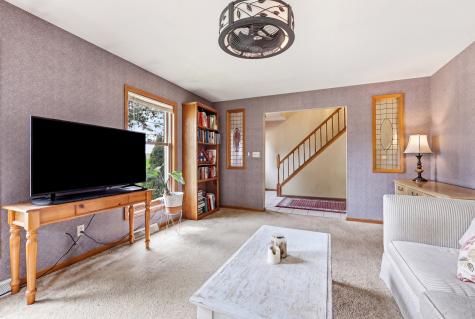 13 Signal Point Lane Galena IL 61036