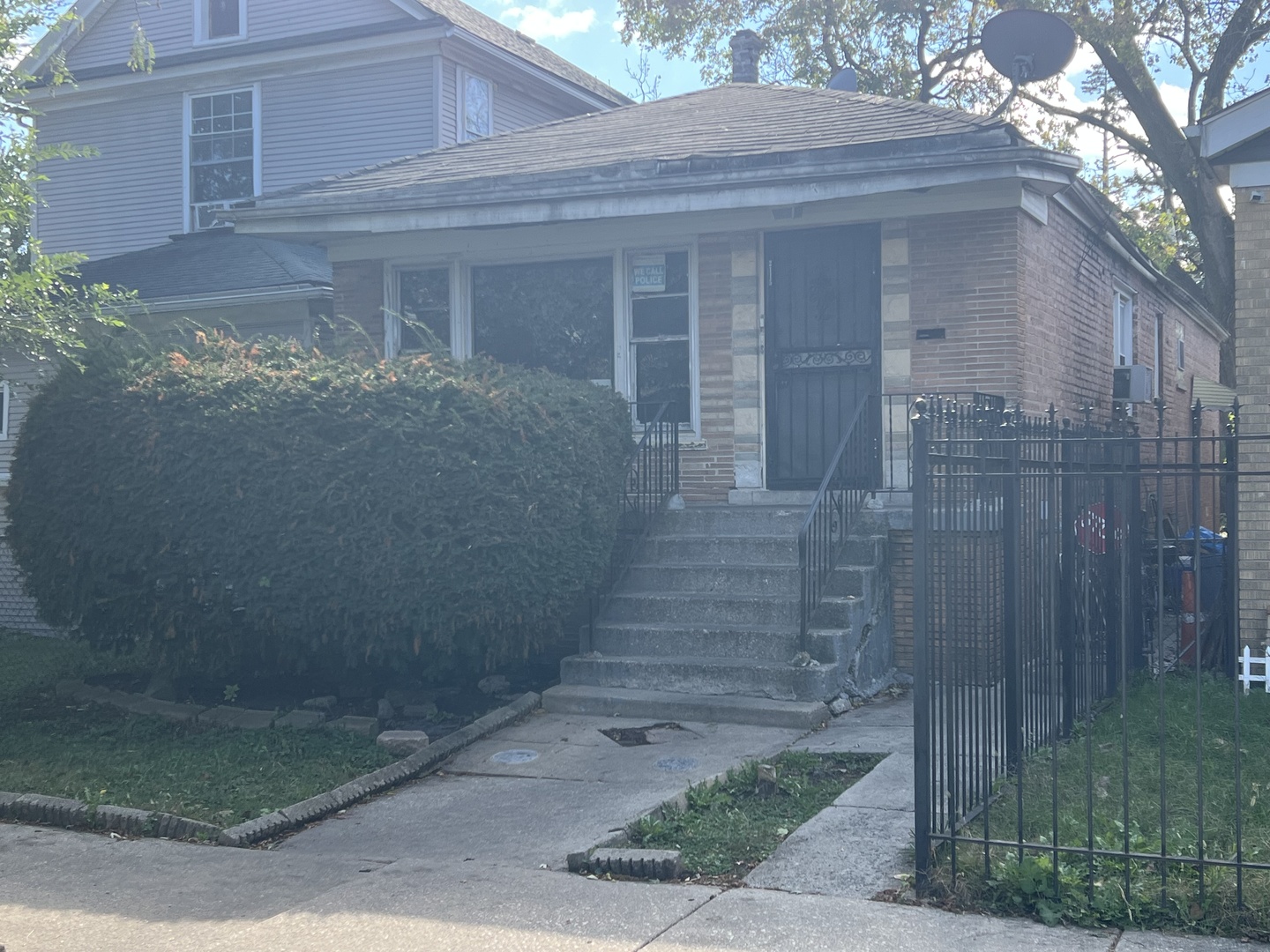 2115 West 68th Place Chicago IL 60636
