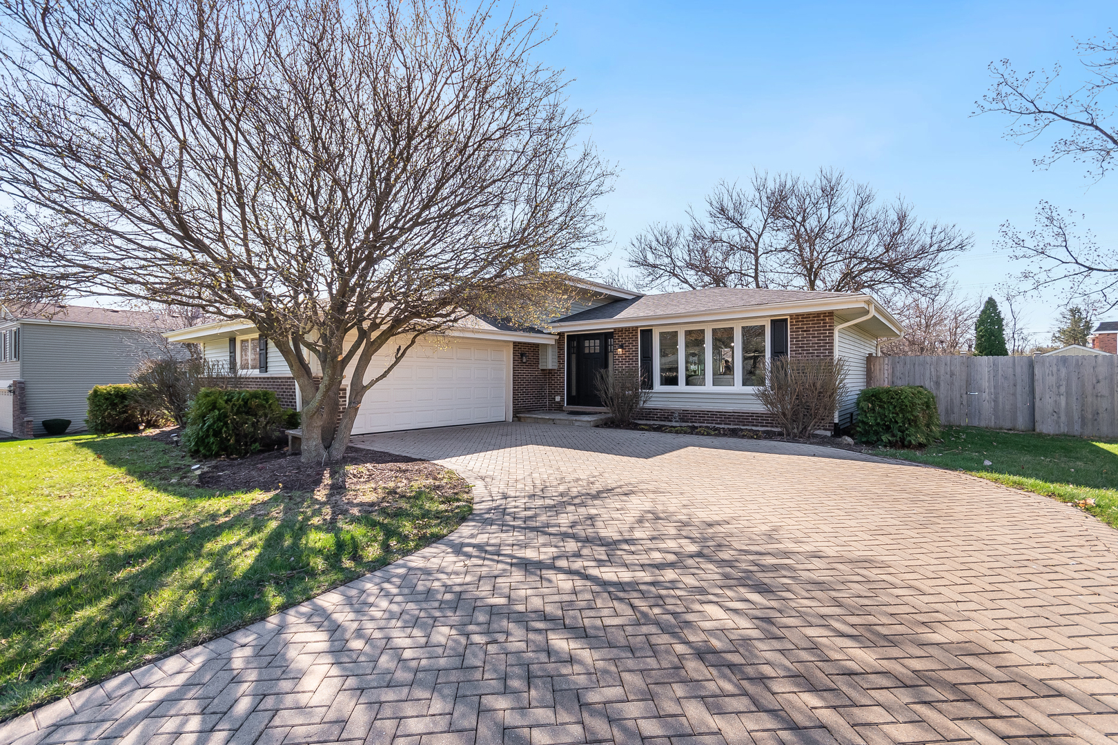 24W701 Woodcrest Drive Naperville IL 60540