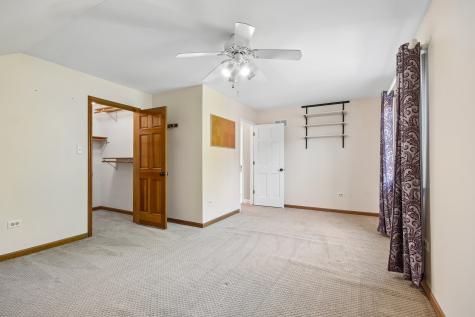 1507 Gardenside Court Naperville IL 60540