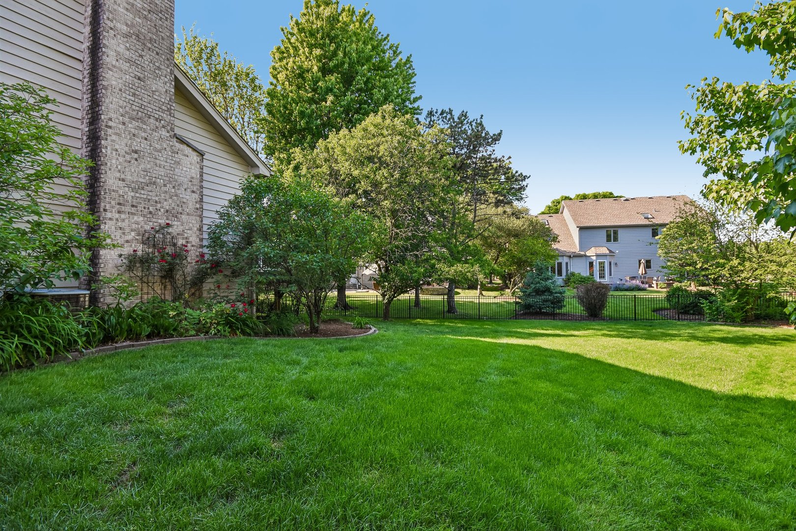 1507 Gardenside Court Naperville IL 60540