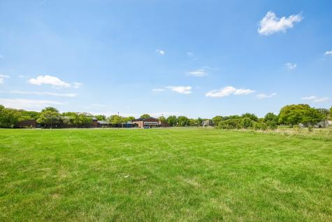 1507 Gardenside Court Naperville IL 60540