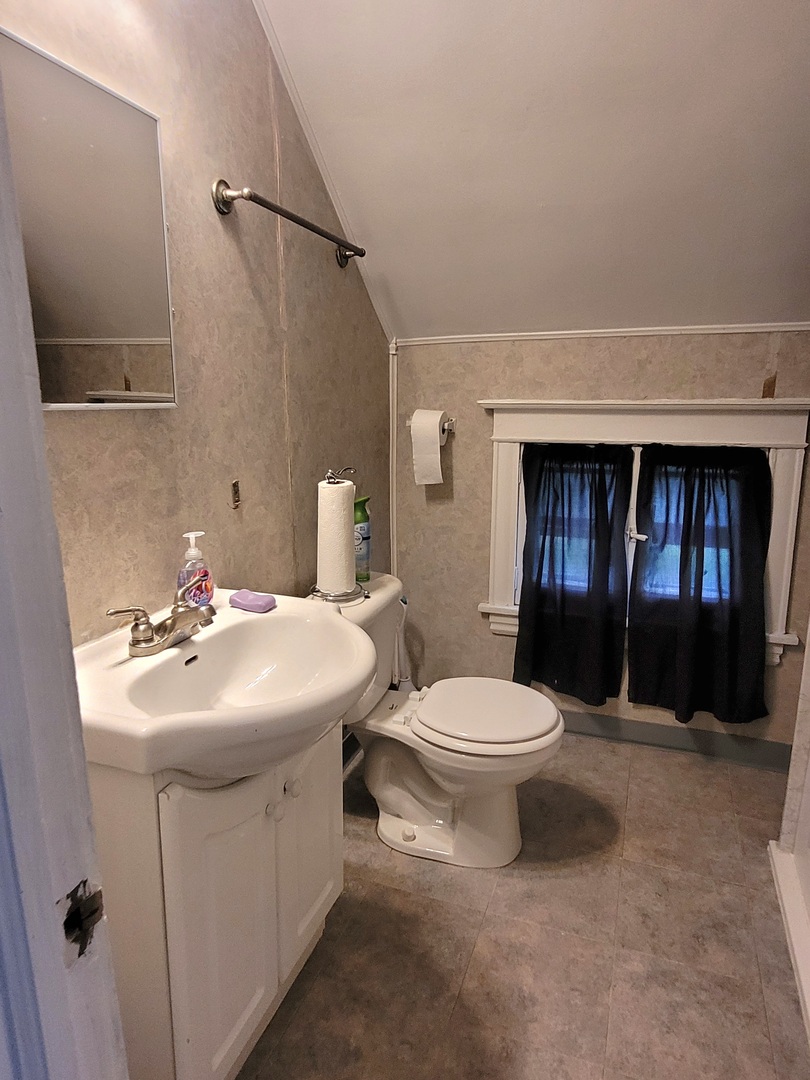 7422 South Coles Avenue Chicago IL 60649