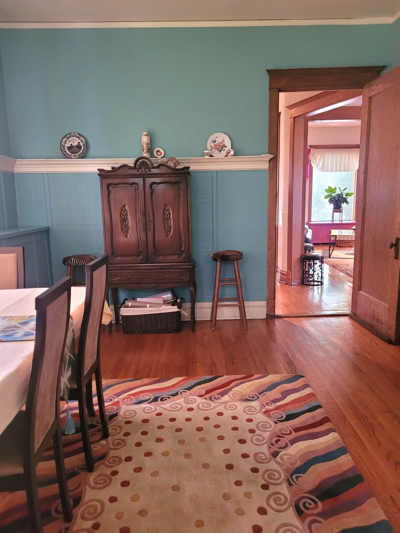 7422 South Coles Avenue Chicago IL 60649