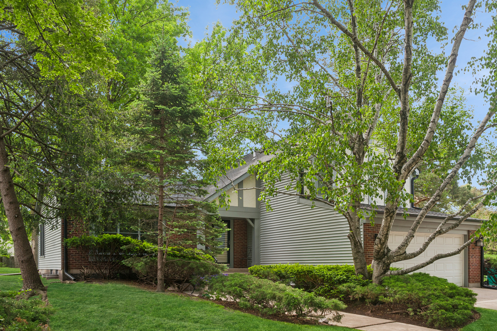 499 Highland Grove Drive Buffalo Grove IL 60089