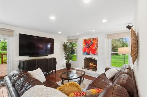 499 Highland Grove Drive Buffalo Grove IL 60089
