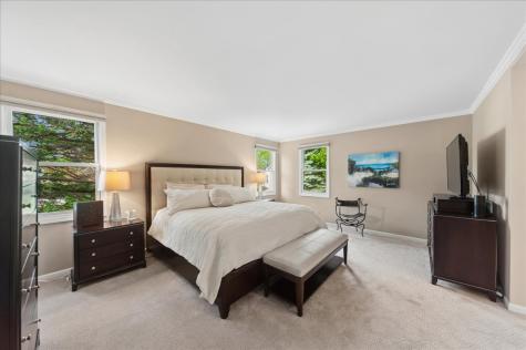 499 Highland Grove Drive Buffalo Grove IL 60089