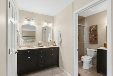 499 Highland Grove Drive Buffalo Grove IL 60089