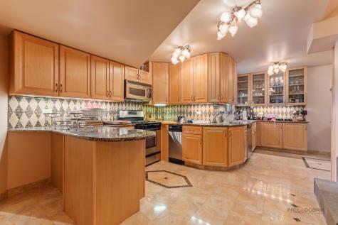 1130 Gavin Court Lake Forest IL 60045