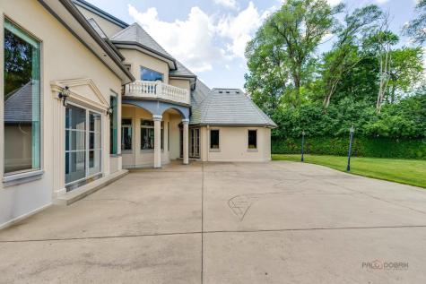 1130 Gavin Court Lake Forest IL 60045