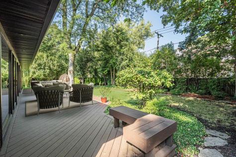 623 Echo Lane Glenview IL 60025