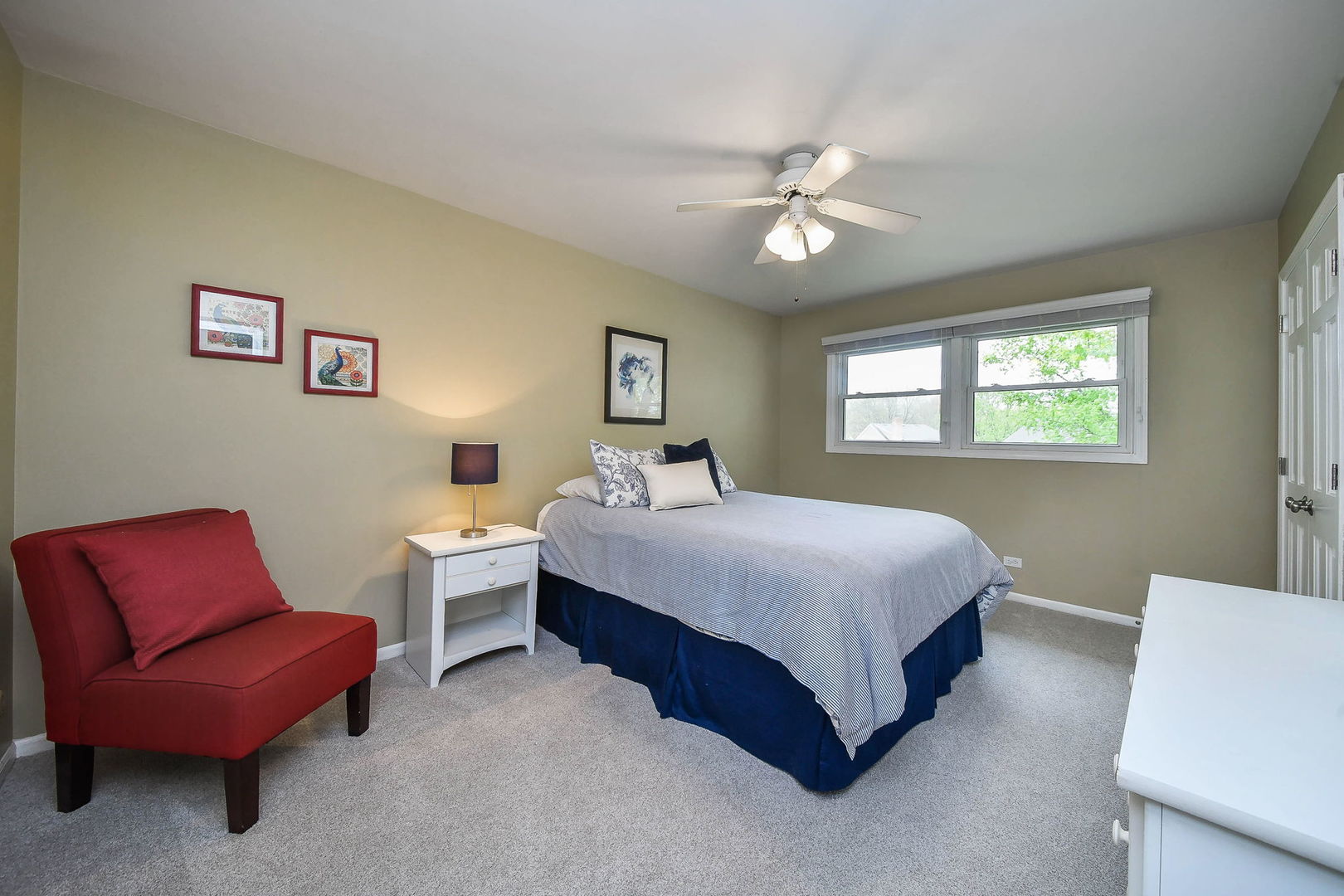 46 Sussex Court Naperville IL 60540