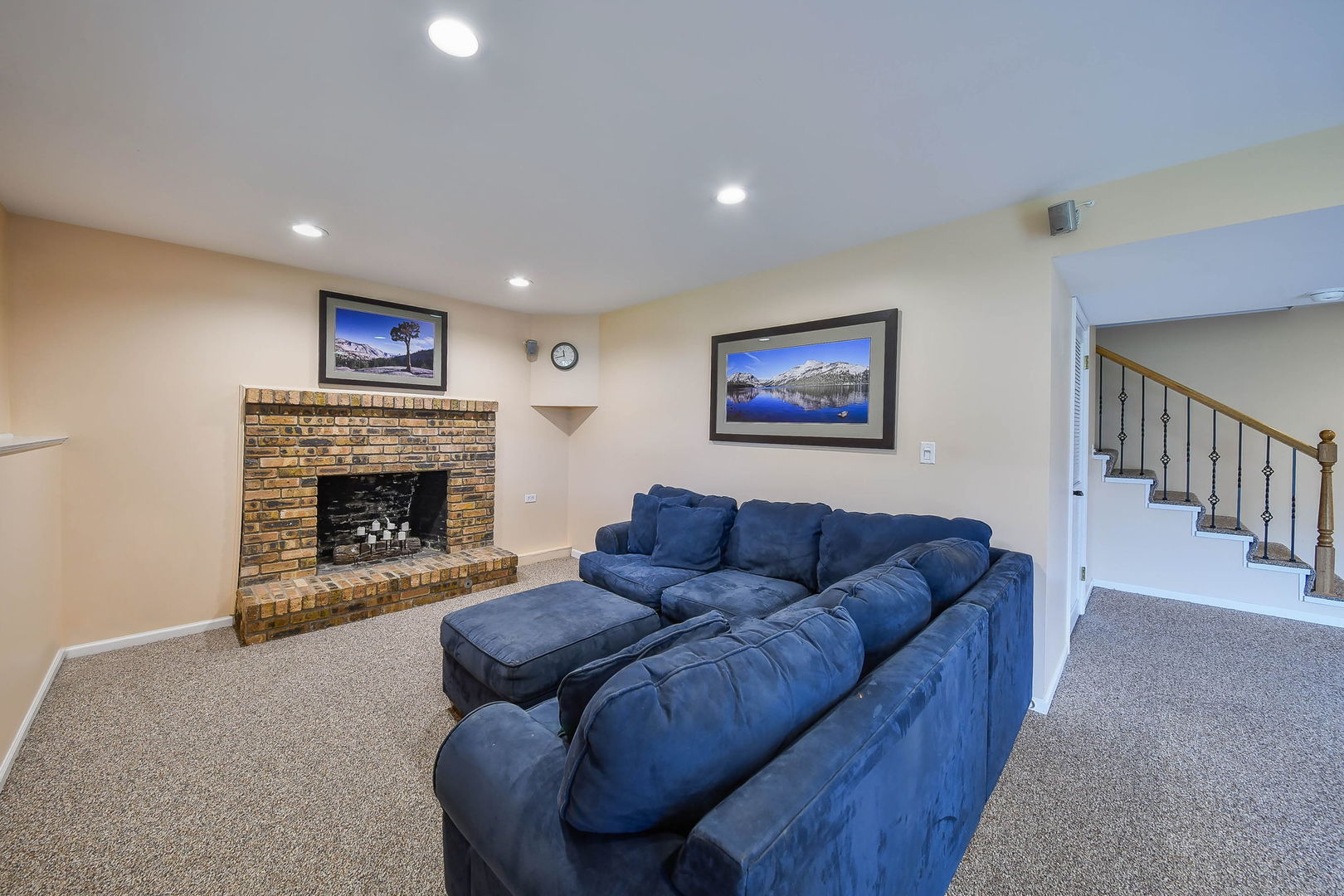46 Sussex Court Naperville IL 60540