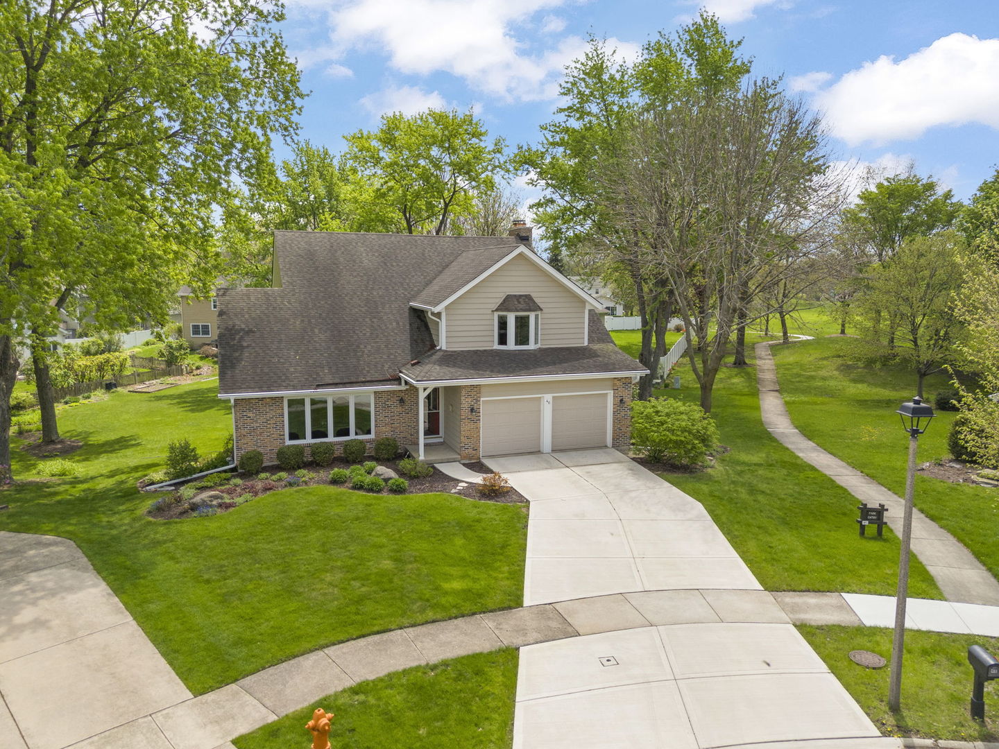 46 Sussex Court Naperville IL 60540