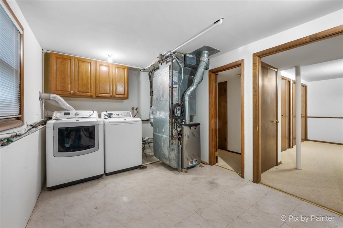 244 Arapahoe Trail Carol Stream IL 60188