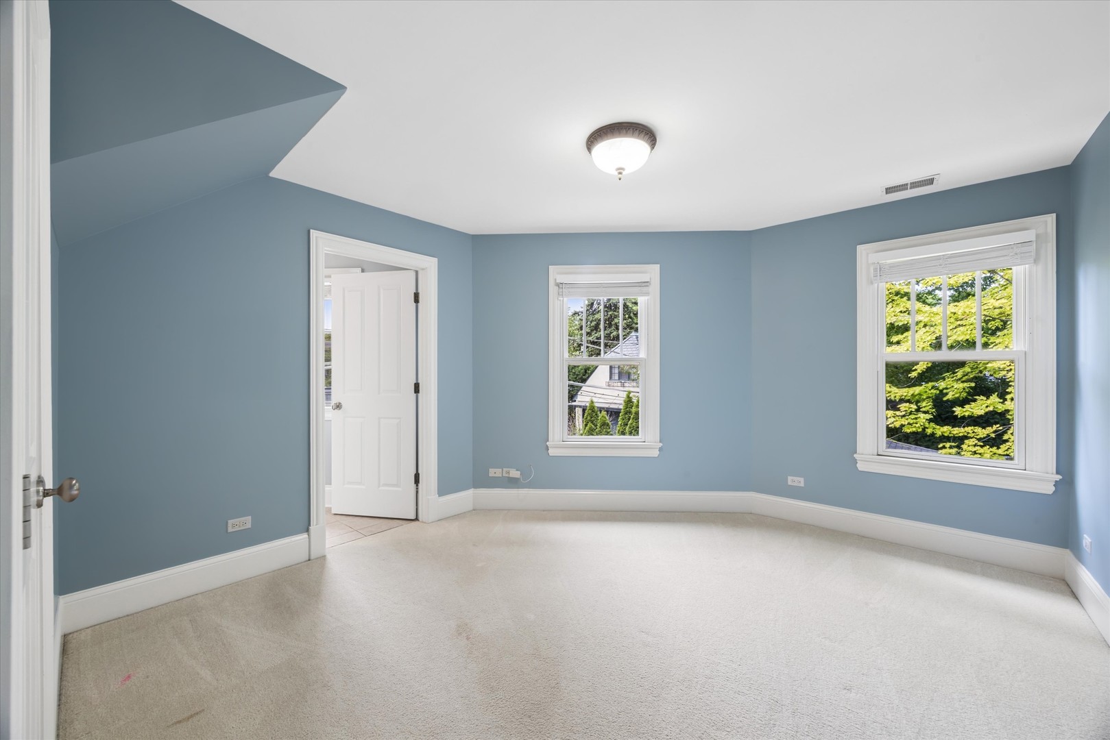 360 North Oak Street Hinsdale IL 60521