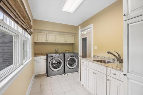 360 North Oak Street Hinsdale IL 60521