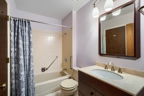 202 Stone Manor Circle Batavia IL 60510