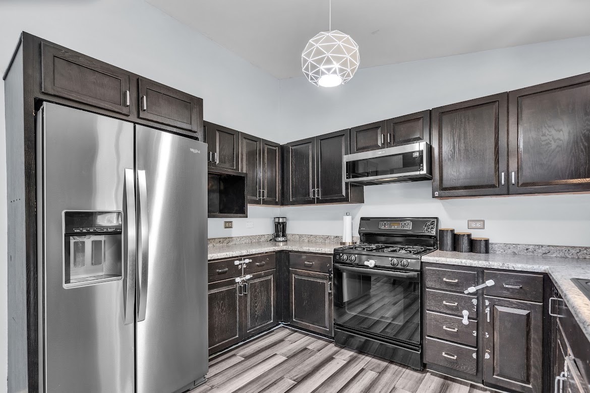 1438 Maple Ridge Court Carol Stream IL 60188