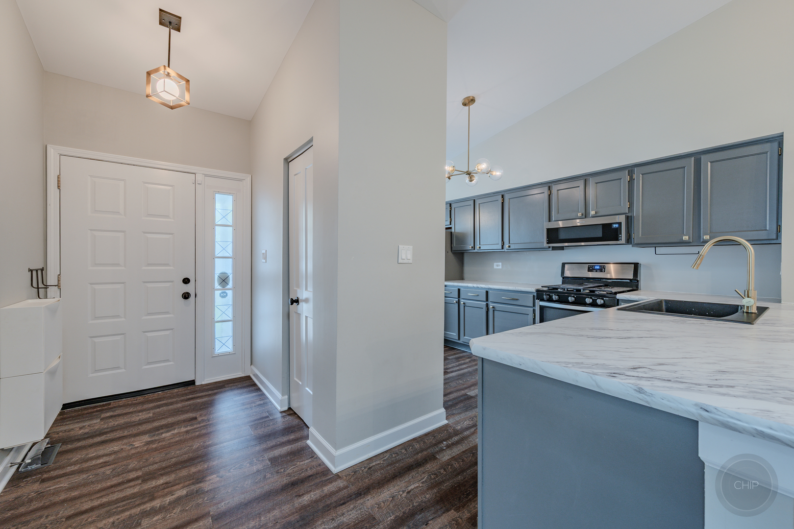 1736 Ranchview Drive Naperville IL 60565