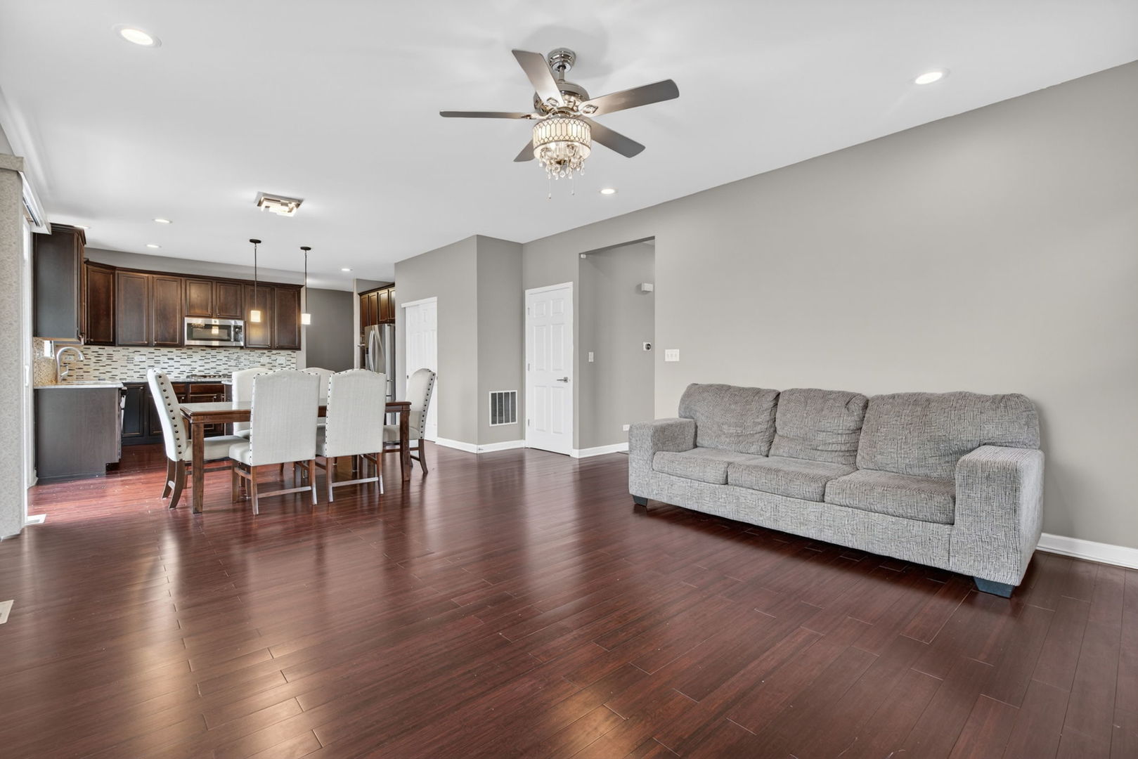 12807 Timber Wood Circle Plainfield IL 60585