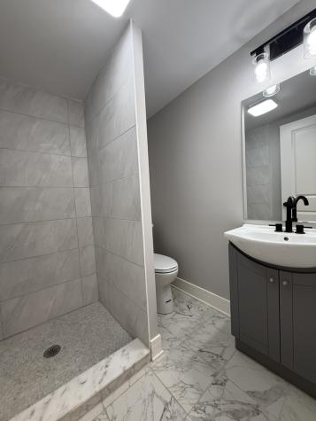 7634 South Loomis Boulevard Chicago IL 60620