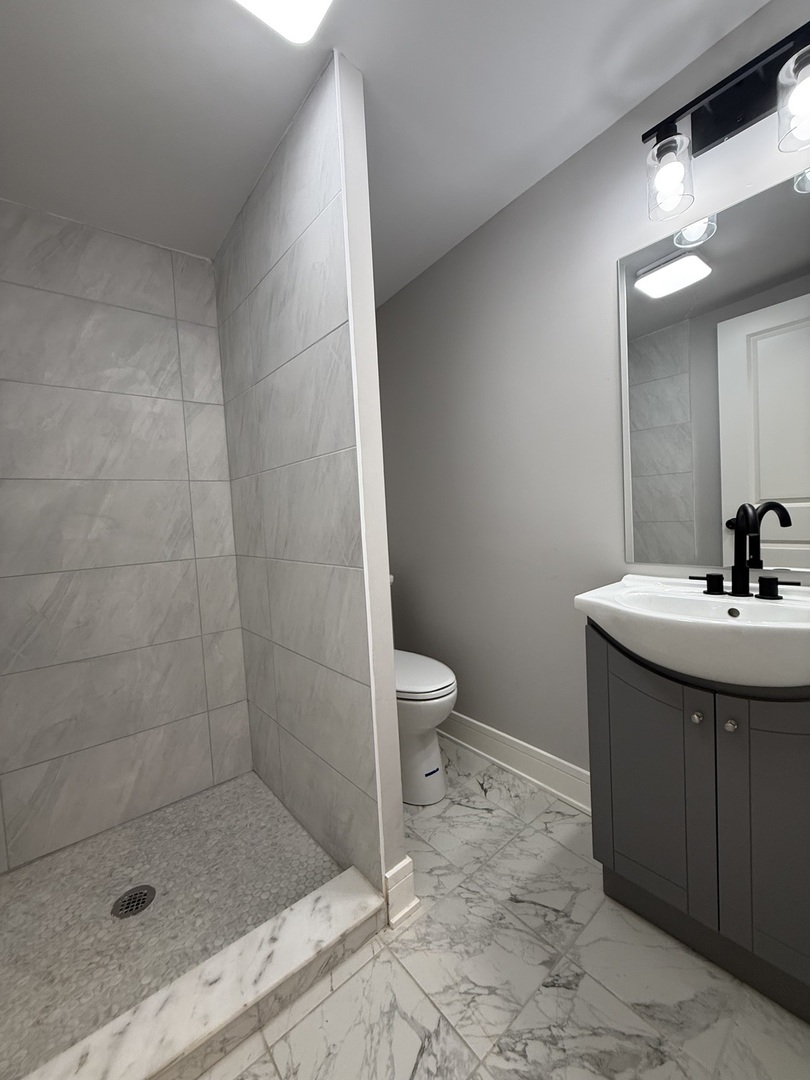 7634 South Loomis Boulevard Chicago IL 60620