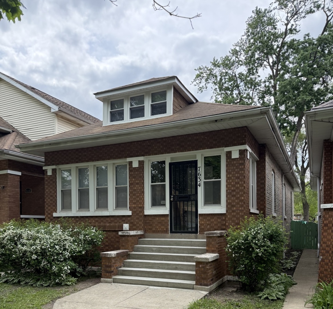 7634 South Loomis Boulevard Chicago IL 60620
