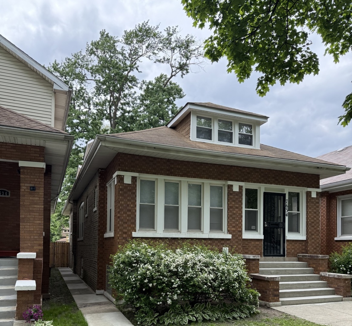 7634 South Loomis Boulevard Chicago IL 60620