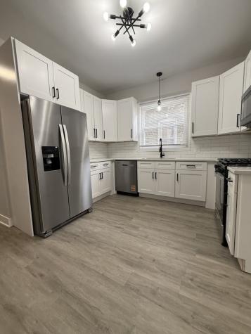 7634 South Loomis Boulevard Chicago IL 60620