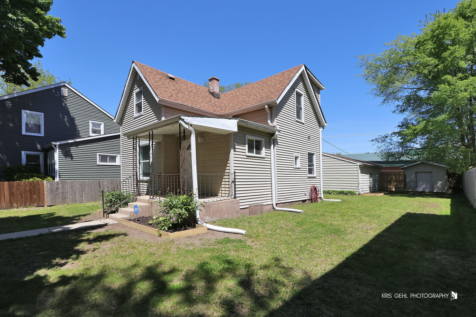 3233 Elisha Avenue Zion IL 60099