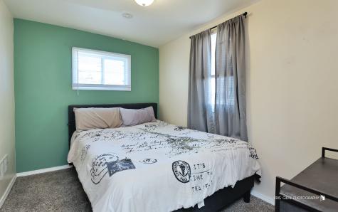 3233 Elisha Avenue Zion IL 60099