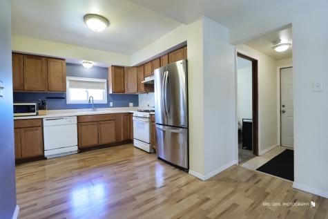 3233 Elisha Avenue Zion IL 60099