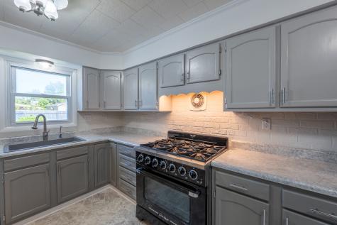 312 North 11th Street Herrin IL 62948