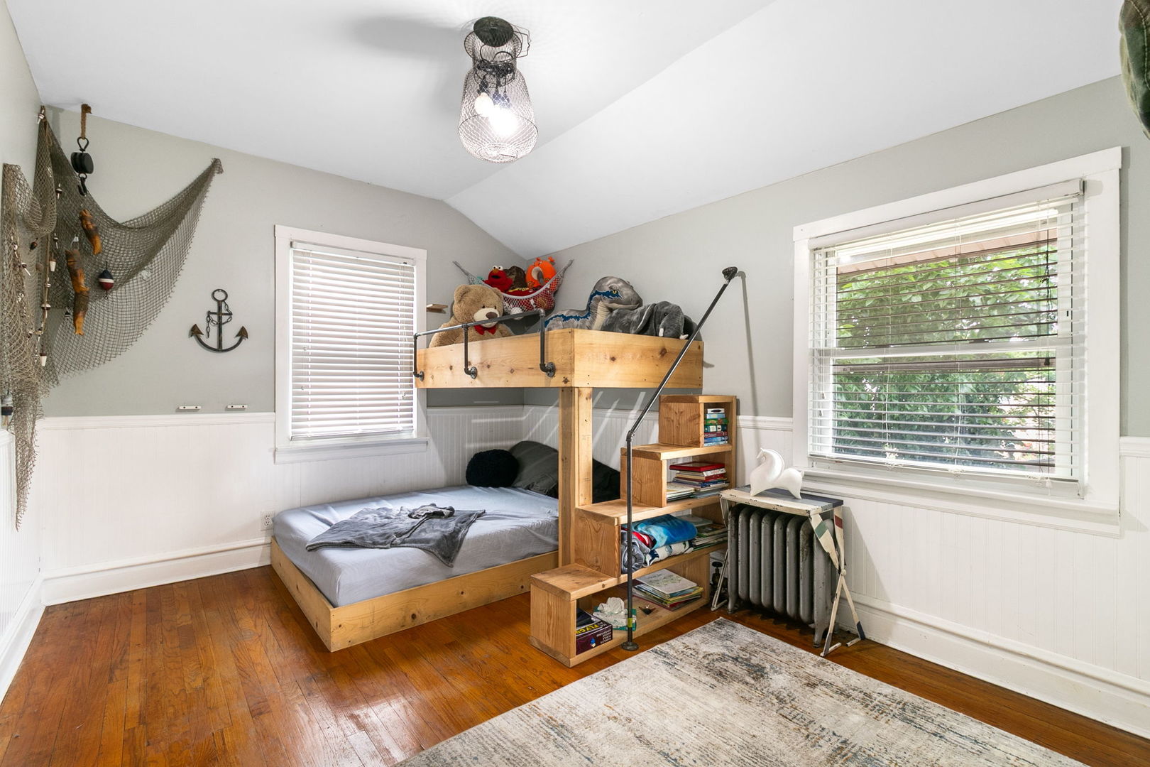 11345 South Bell Avenue Chicago IL 60643
