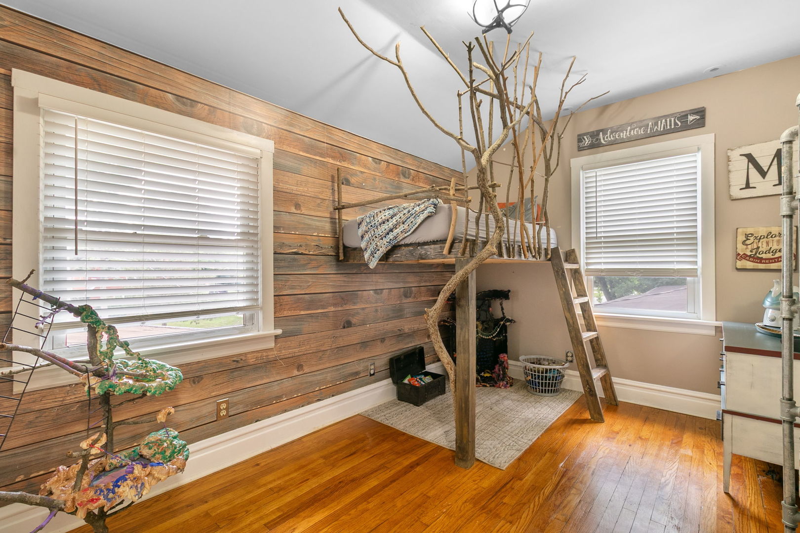 11345 South Bell Avenue Chicago IL 60643