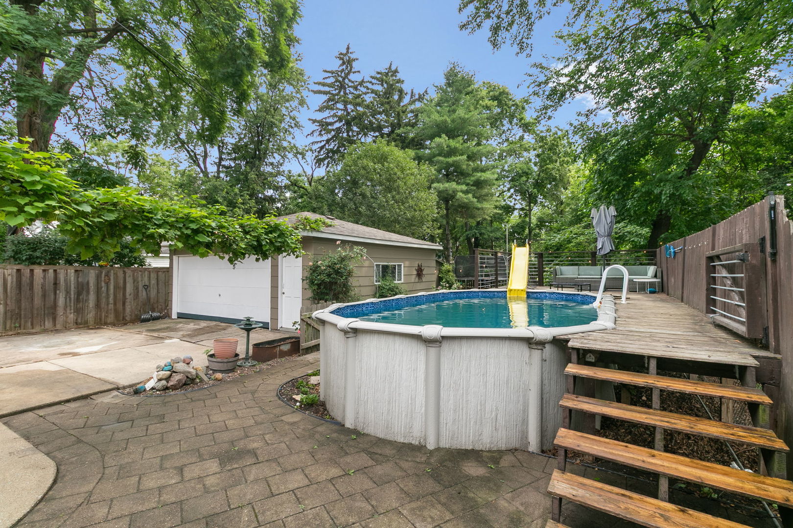 11345 South Bell Avenue Chicago IL 60643