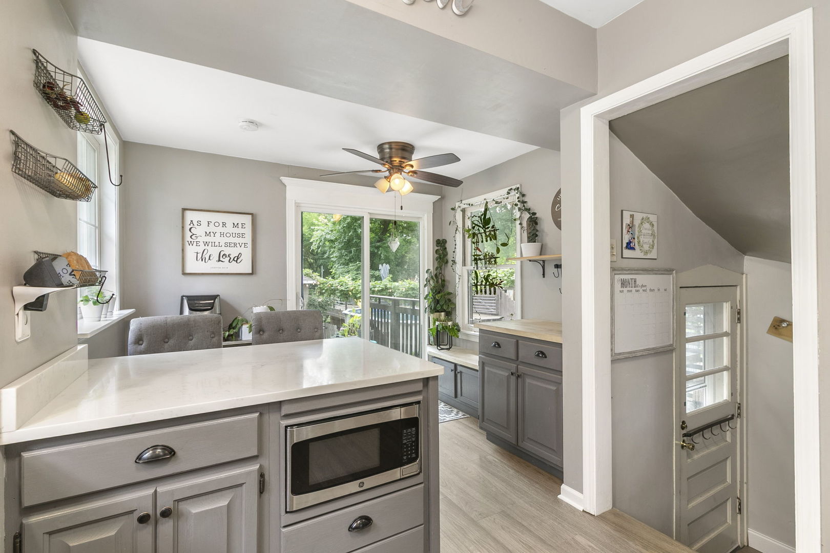 11345 South Bell Avenue Chicago IL 60643