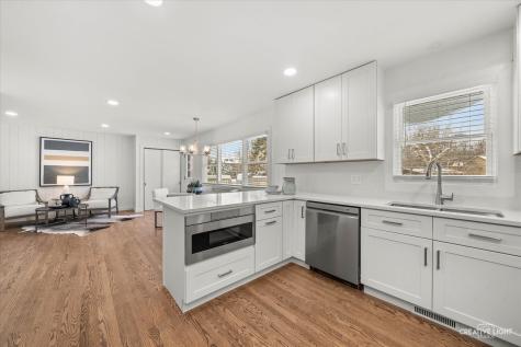 704 Plainfield Road Downers Grove IL 60516