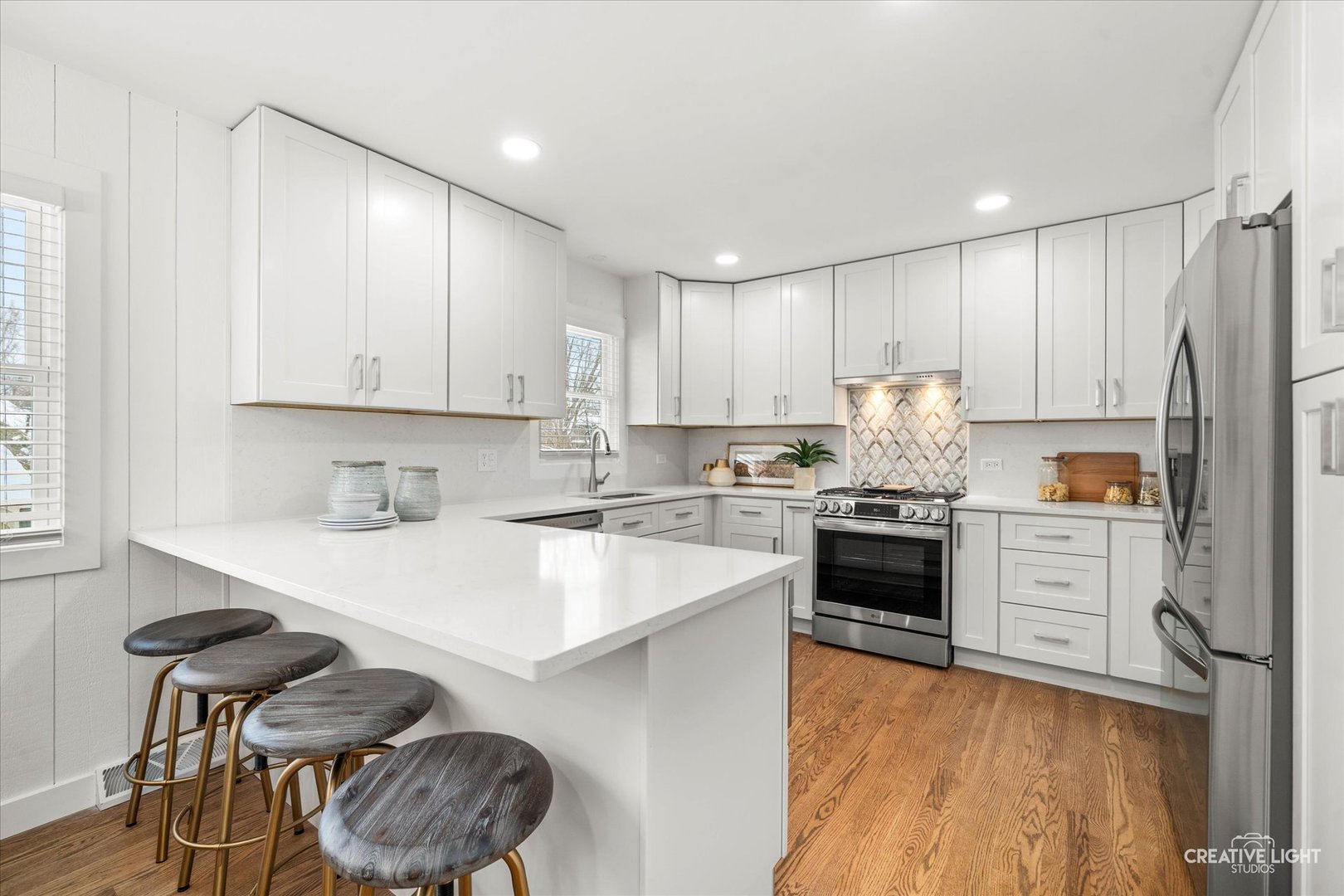 704 Plainfield Road Downers Grove IL 60516
