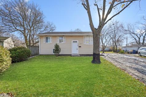1764 Ross Crescent Sauk Village IL 60411