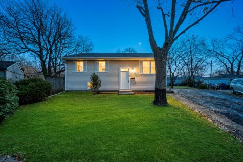 1764 Ross Crescent Sauk Village IL 60411